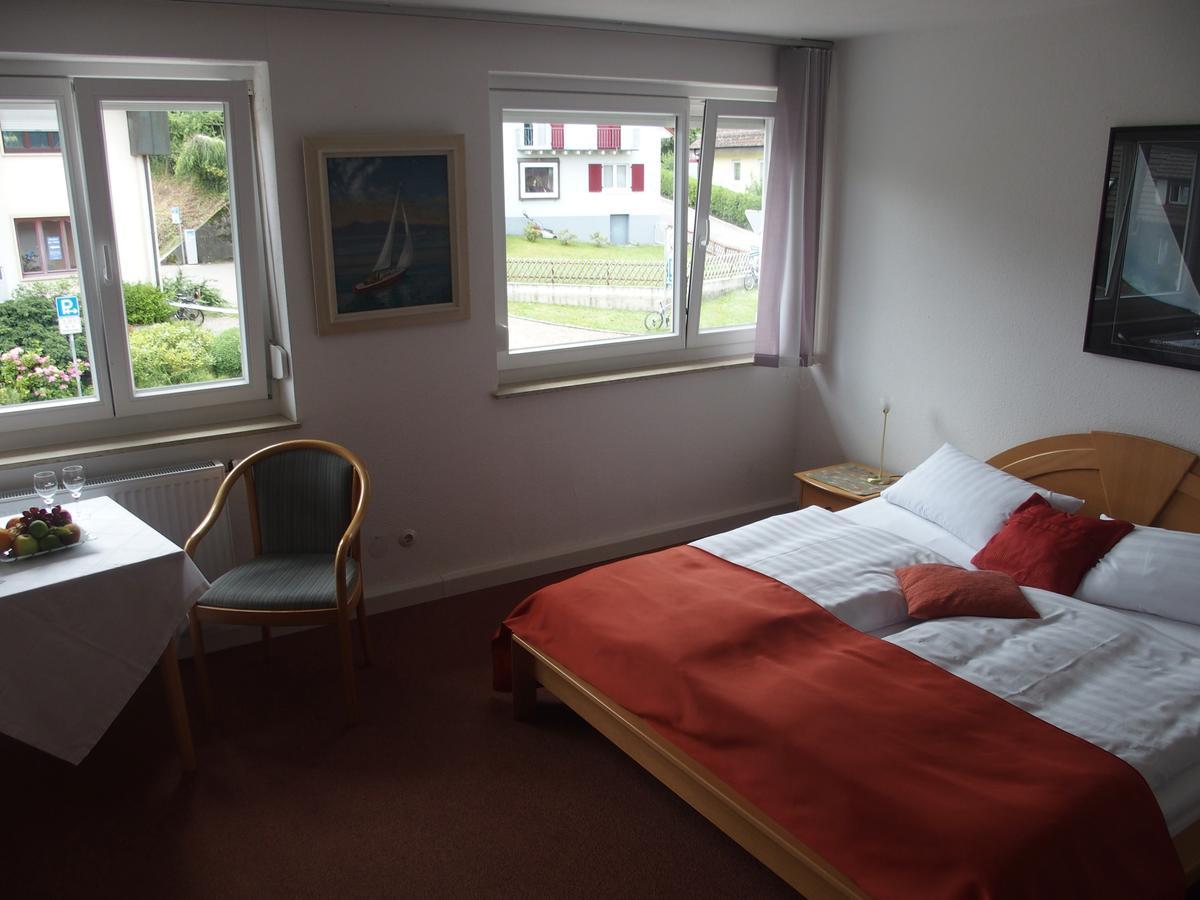 Hotel Pension Café Hasler Bodman-Ludwigshafen Esterno foto