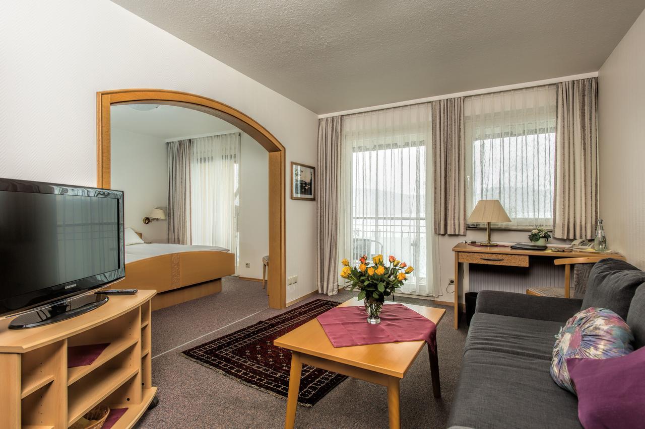 Hotel Pension Café Hasler Bodman-Ludwigshafen Esterno foto