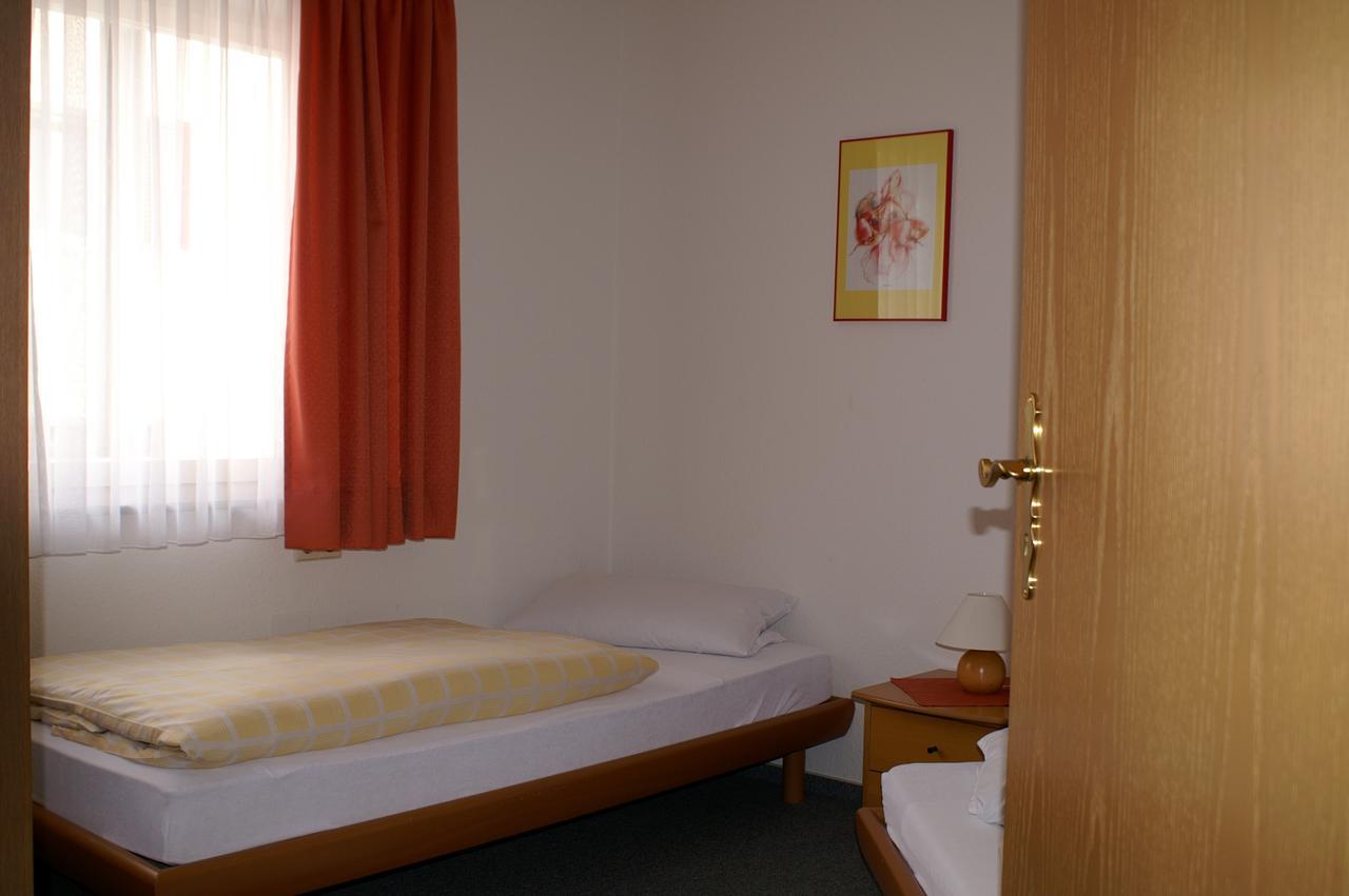Hotel Pension Café Hasler Bodman-Ludwigshafen Esterno foto