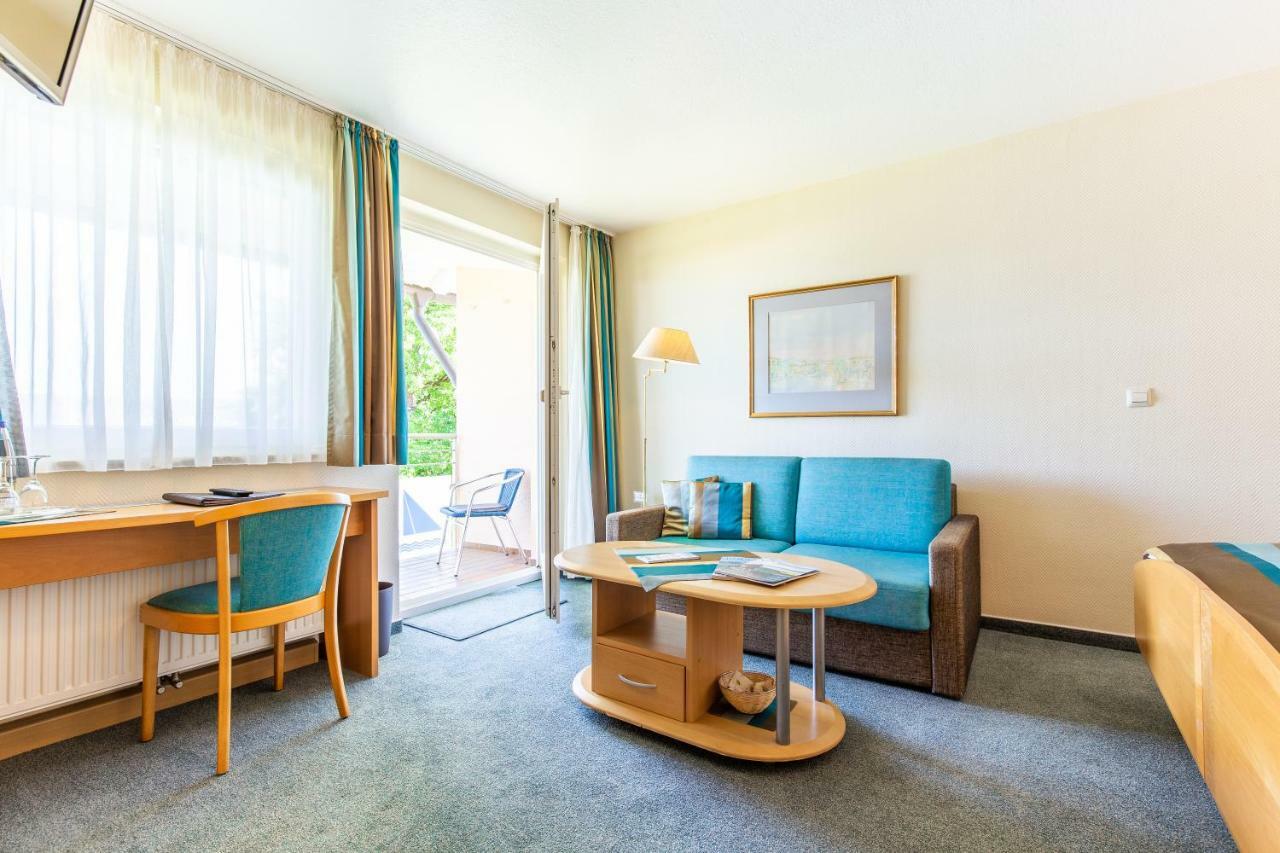 Hotel Pension Café Hasler Bodman-Ludwigshafen Esterno foto