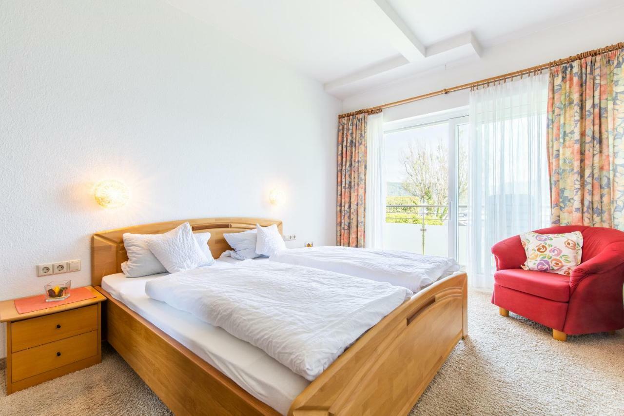 Hotel Pension Café Hasler Bodman-Ludwigshafen Esterno foto